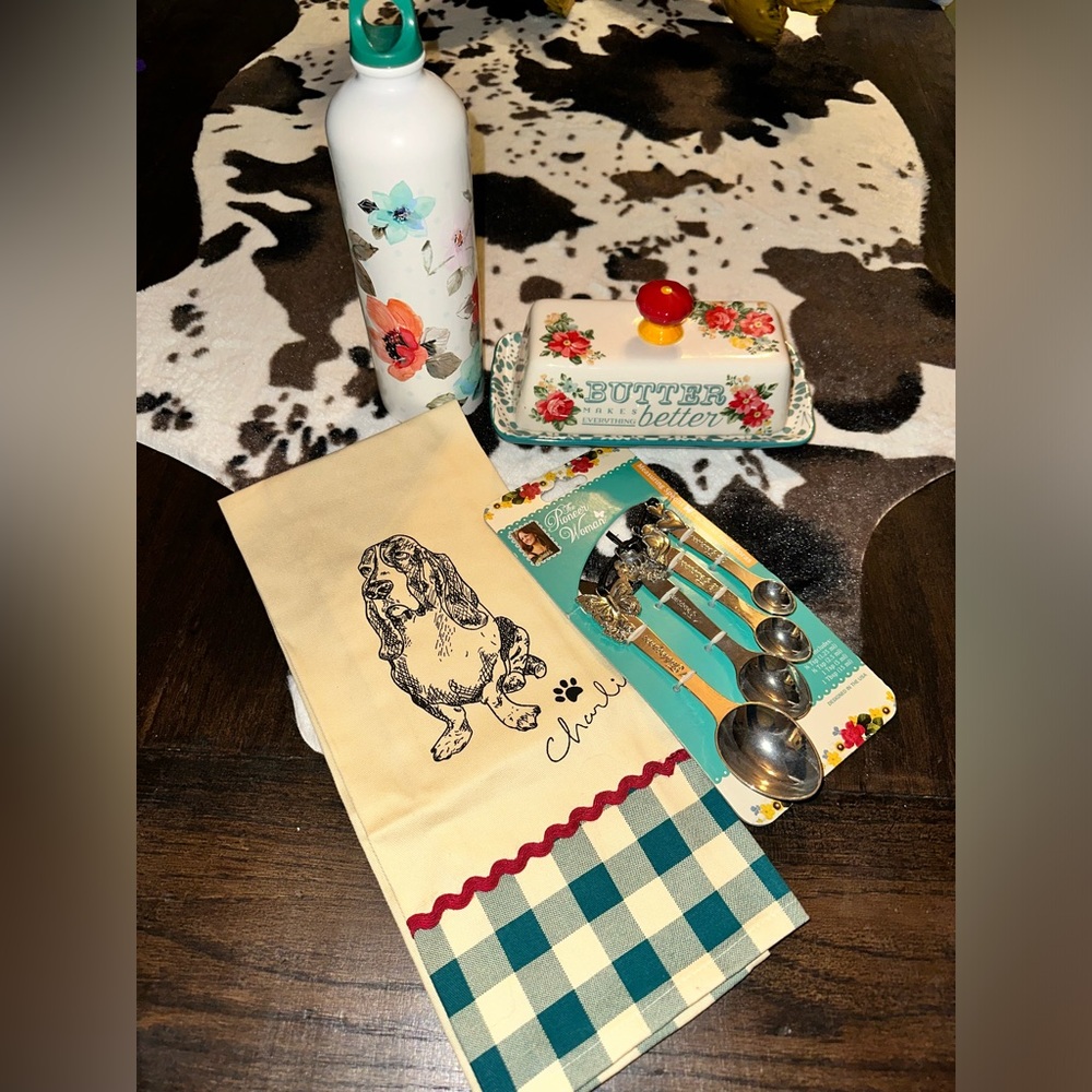 Pioneer Woman Kitchen Set